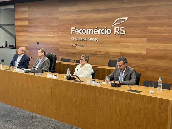 Em coletiva de imprensa, Fecomércio-RS projeta o ano de 2024 e vê cenário 'otimista'
