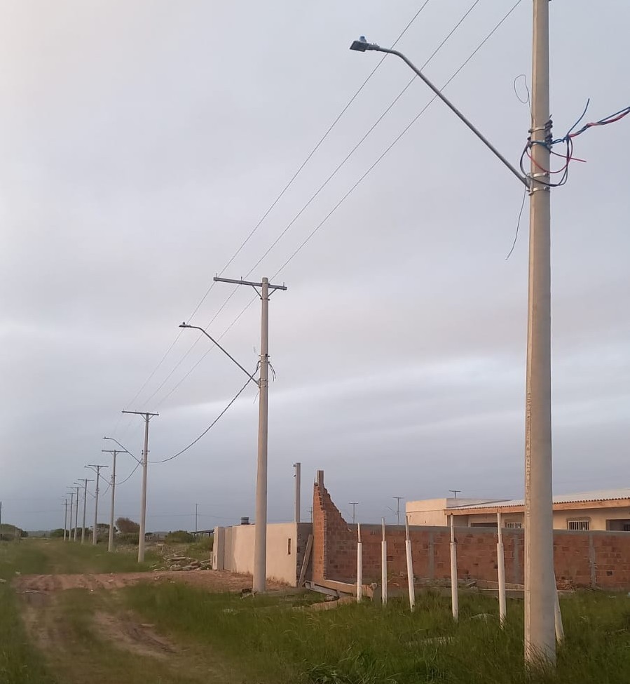 Obra na rede de energia elétrica do Loteamento ABC X está 65% concluída, segundo Prefeitura