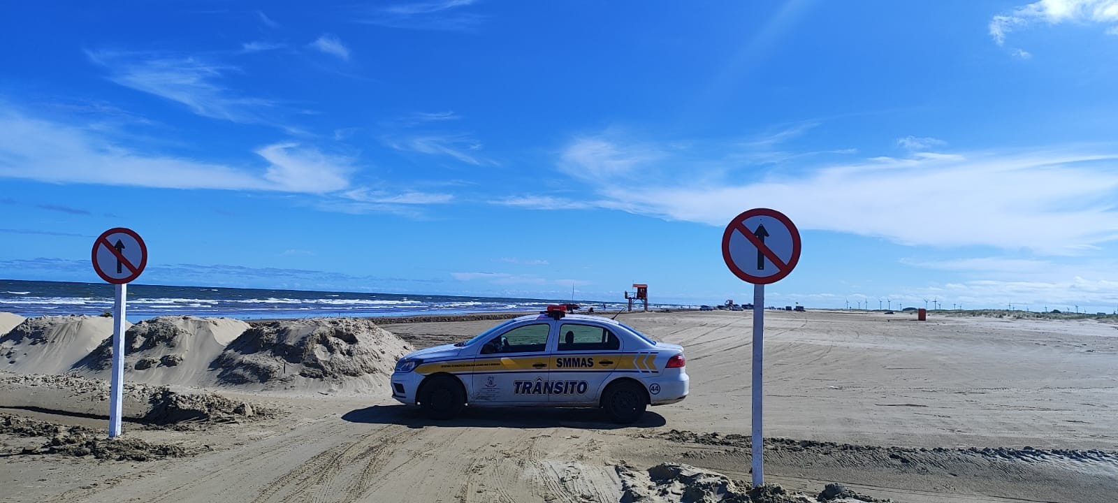 Praia do Cassino inicia restrição de veículos em trecho da orla 