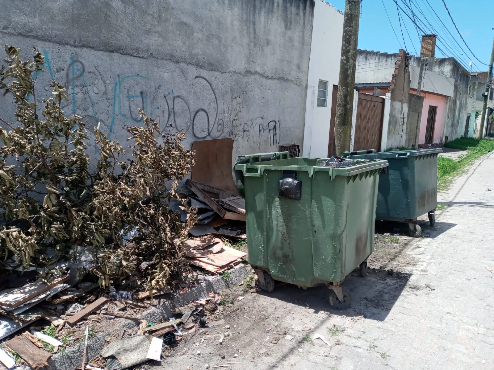 Prefeitura do Rio Grande faz esclarecimentos sobre coleta de lixo