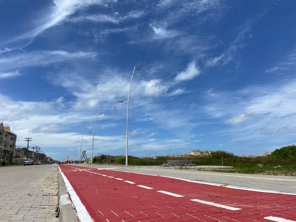 Primeira etapa da revitalização da Avenida Beira-Mar é concluída no Balneário Cassino	