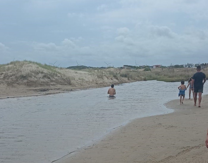 Alerta: riachos da Praia do Cassino podem ter variação na profundidade 