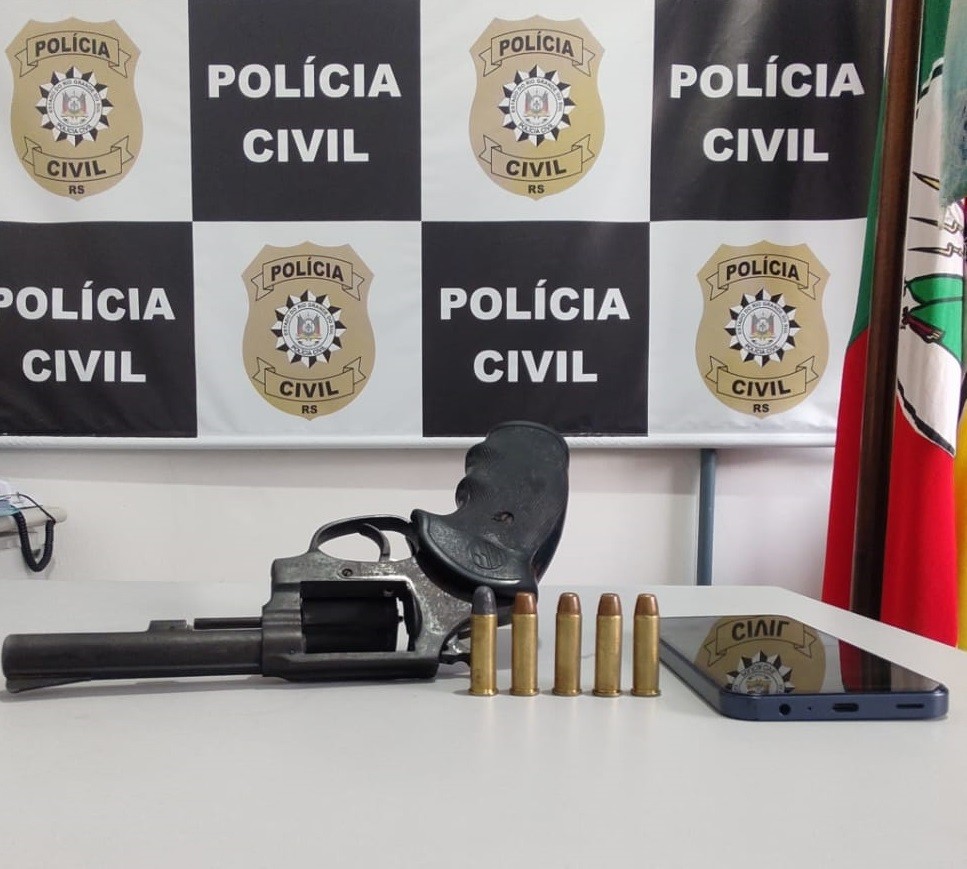 Adolescente é apreendido por posse ilegal de arma de fogo em Rio Grande