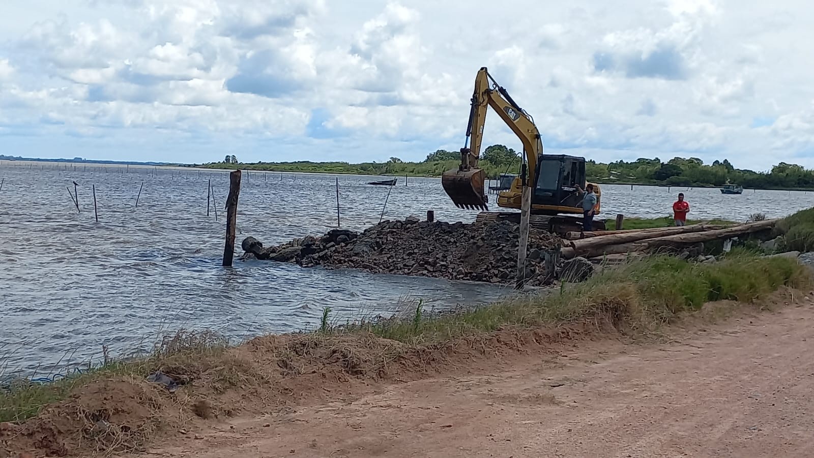 Balsa da Ilha dos Marinheiros deve ter travessia normalizada no começo desta tarde (2)