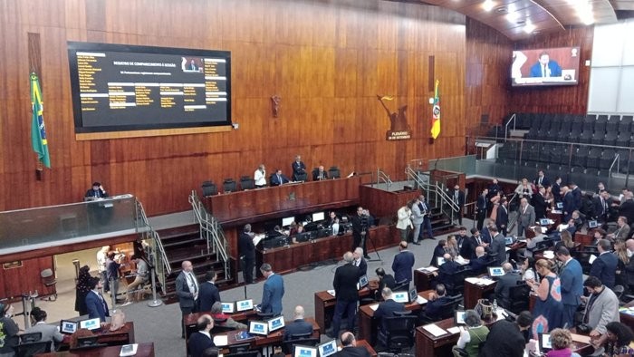 Aprovado o aumento de 5,25% no salário regional; valor passa a ser de R$ 1.656,51