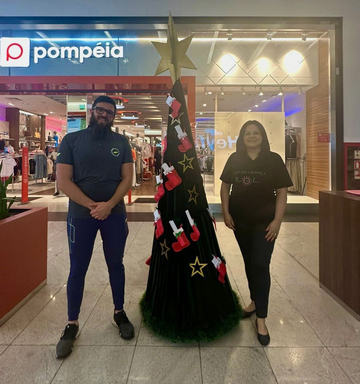 Praça Shopping disponibiliza cartinhas de Natal das crianças do Raio de Luz