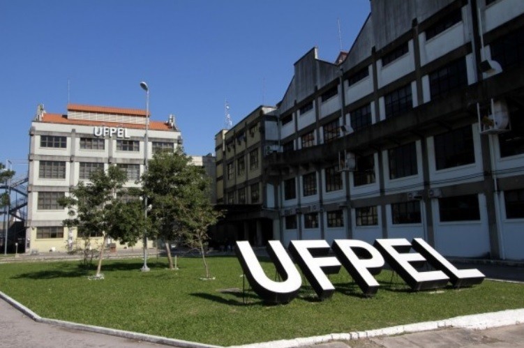 UFPel tem mais de 2,3 mil vagas em 77 cursos pelo Processo Seletivo Complementar  