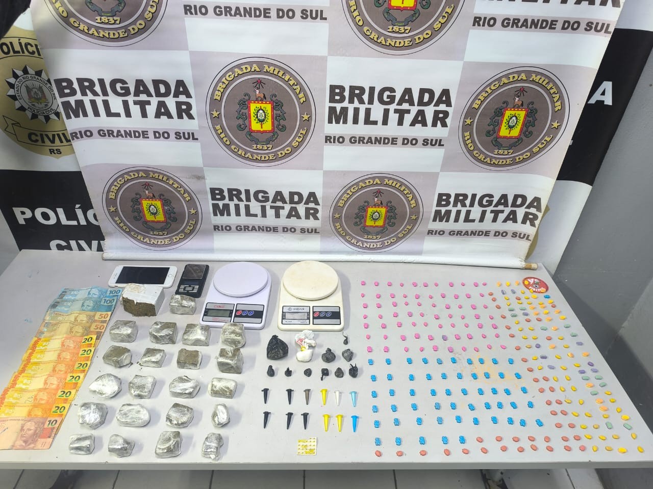 Homem é preso por tráfico de entorpecentes em Rio Grande