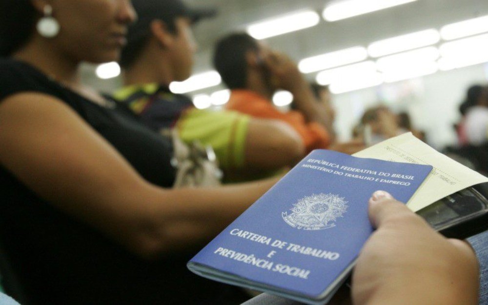 Mercado de trabalho no RS tem aumento de empregos formais pós-enchentes