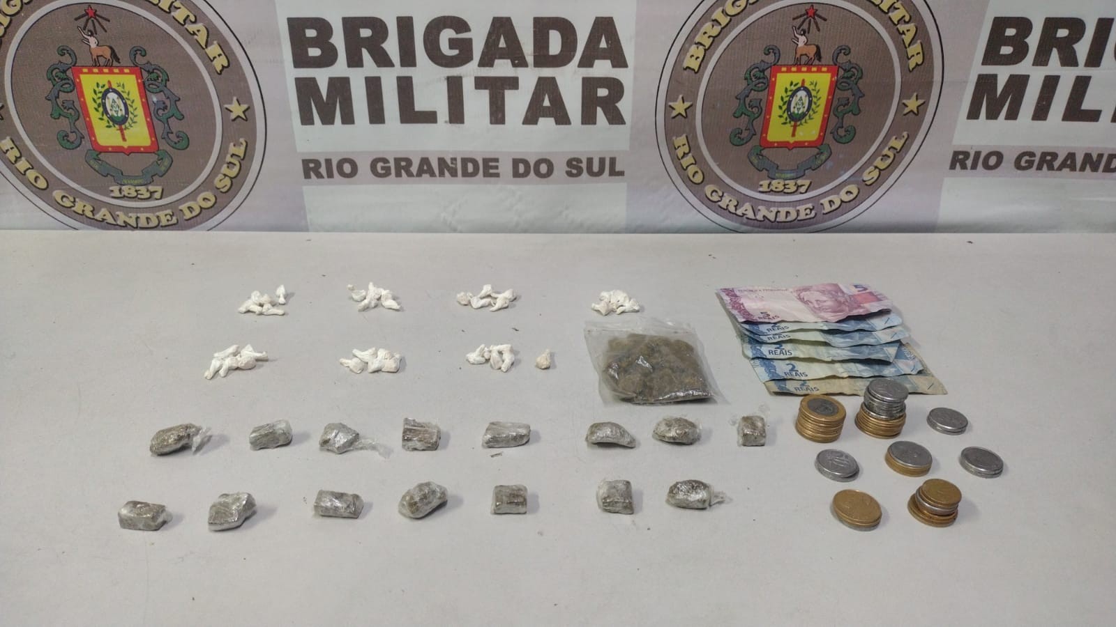 Brigada Militar efetua prisão por tráfico de entorpecentes no bairro São Miguel