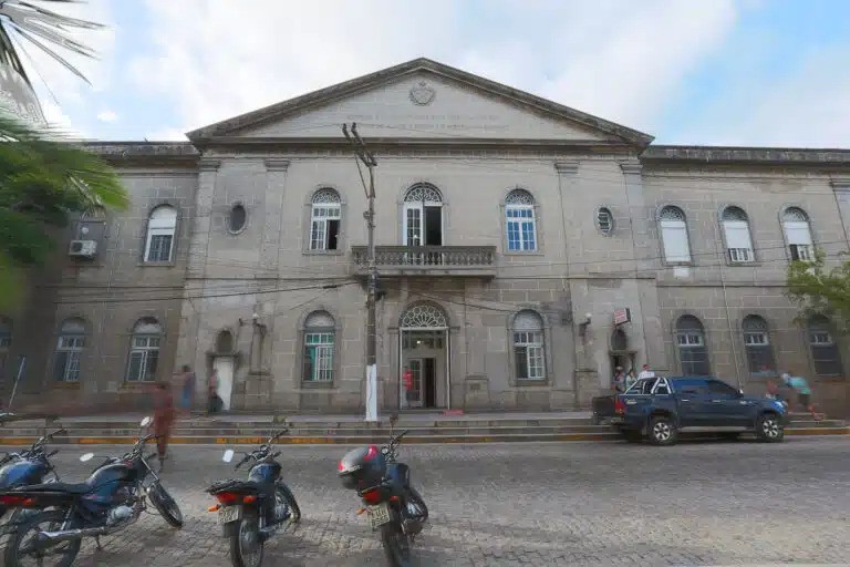 Médicos aceitam proposta da Santa Casa de RG e atendimento é normalizado nesta terça-feira (31)