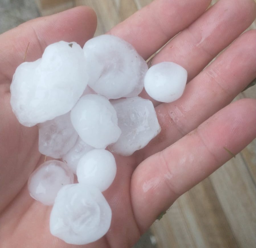 Queda de granizo é registrada em Rio Grande nesta quinta-feira (2)