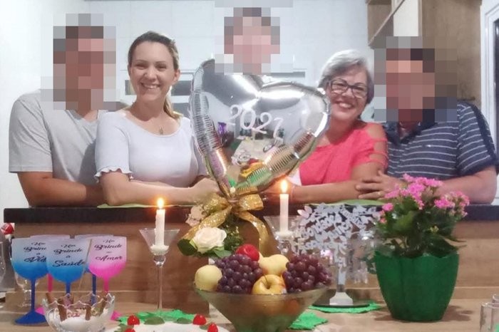Perícia confirma presença de arsênico no corpo de sogro de mulher suspeita de envenenar bolo