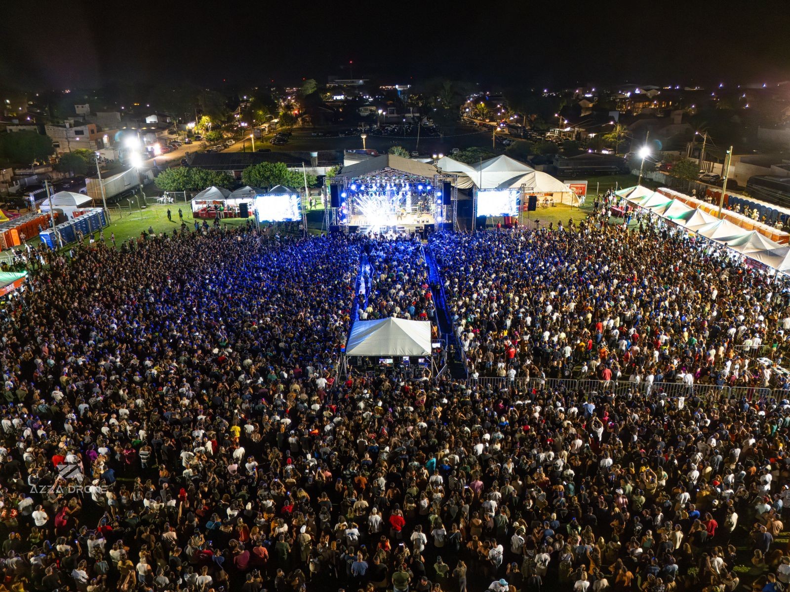 Shows do Menos é Mais e Kamisa 10 movimentaram o Balneário Cassino no domingo (26) 