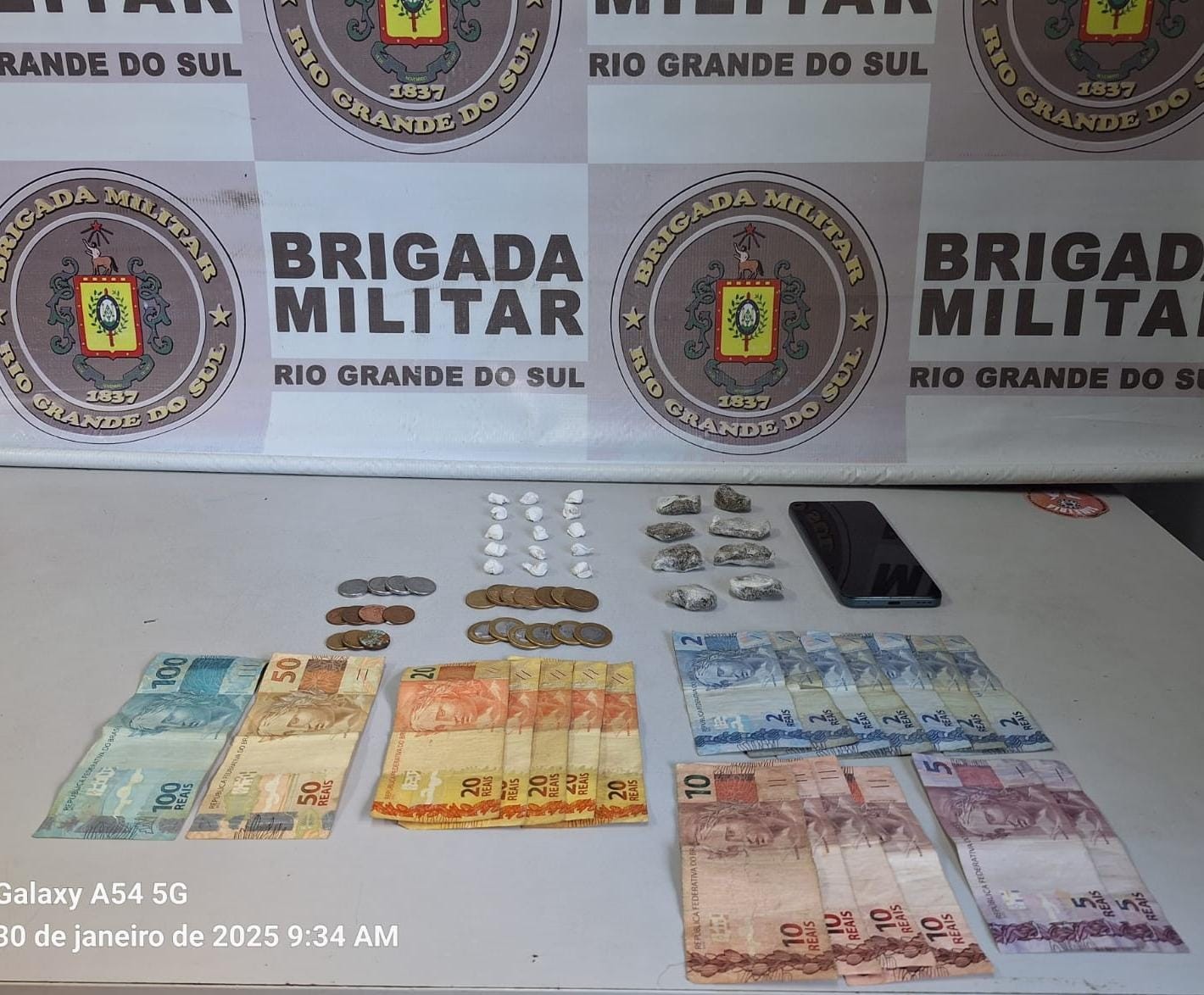 Brigada Militar prende homem por tráfico de entorpecentes em Rio Grande