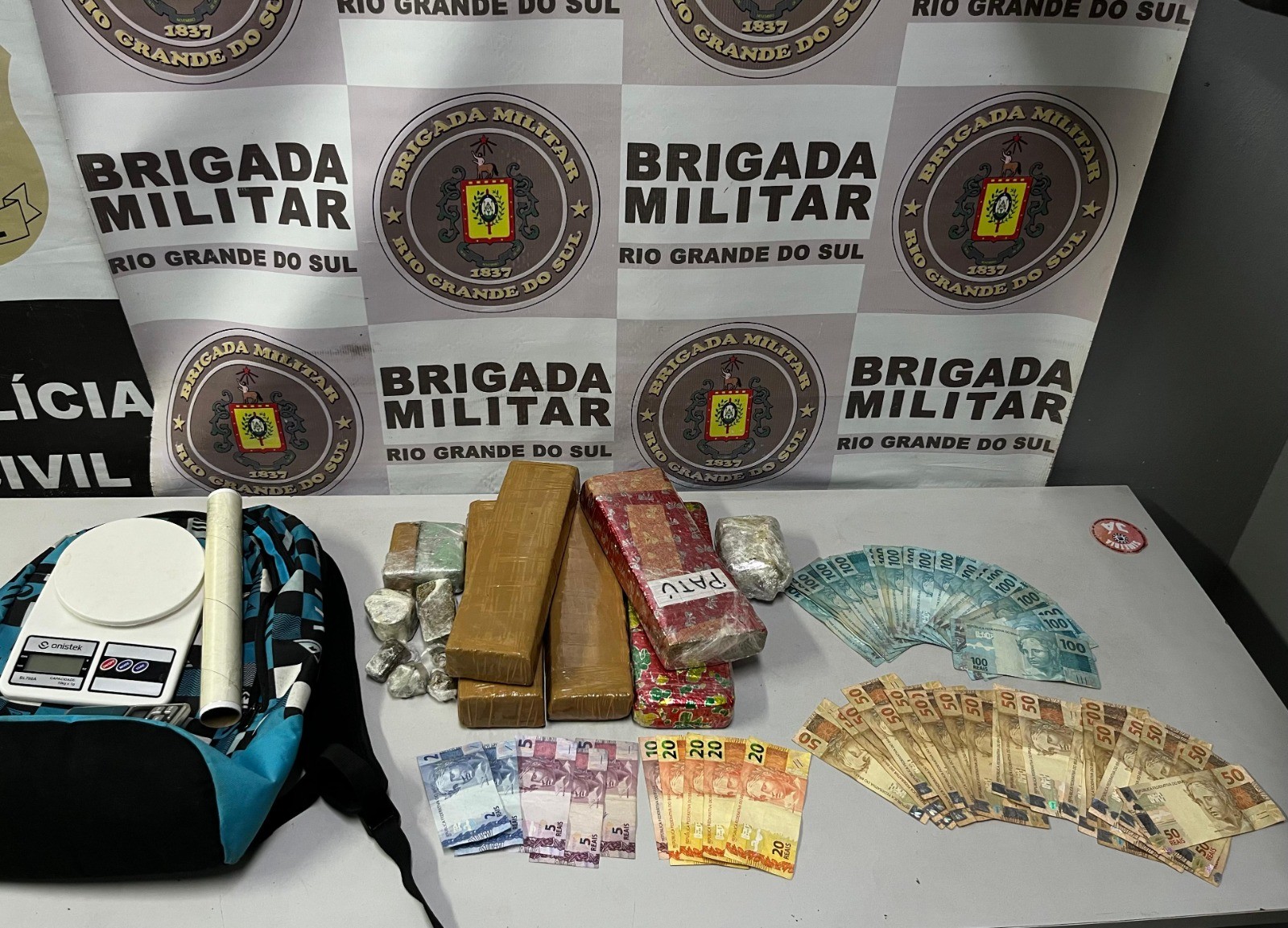 Homem é preso por tráfico de drogas no bairro Cidade Nova