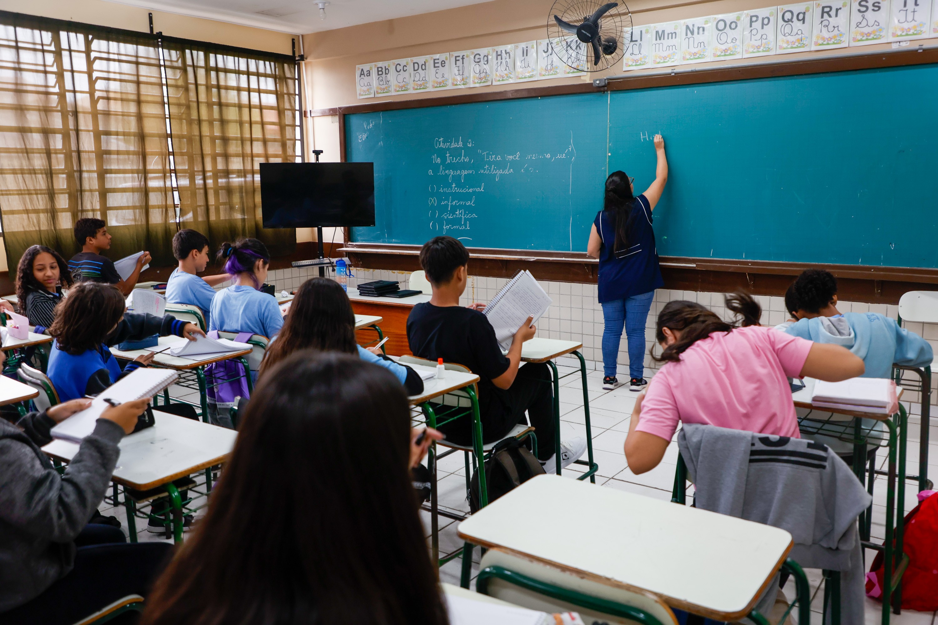 Prefeitura do Rio Grande seleciona alunos para bolsas de estudo em escola privada
