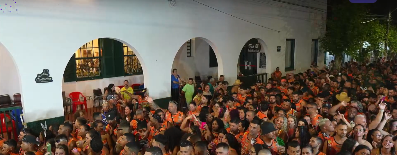 Saiba como foi a 1ª noite de desfiles do Carnaval 2025 no Balneário Cassino