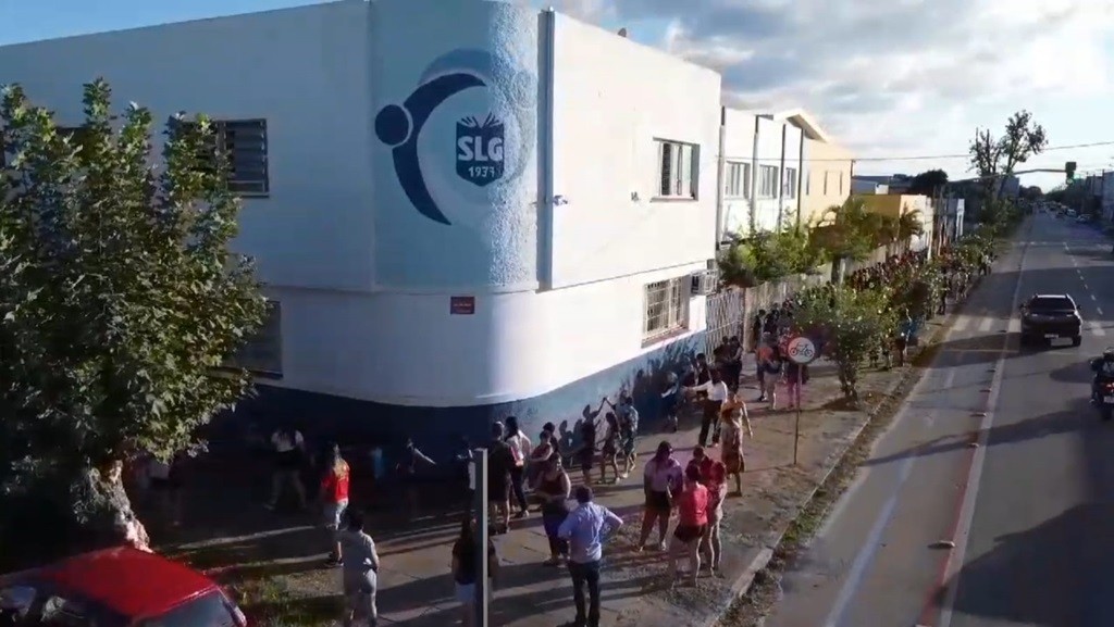 Bispo Dom Jorge Pierozan assume provisoriamente a direção da Escola São Luiz