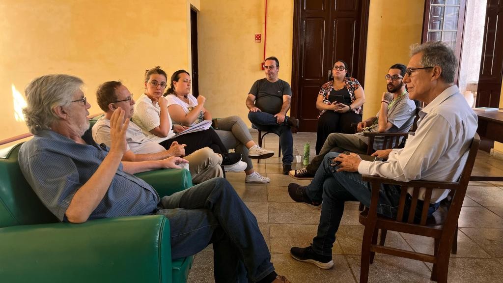 Representantes da cultura debatem a Lei do Livro em Rio Grande