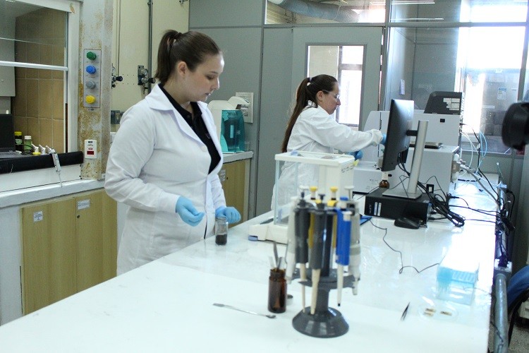 FURG inicia mapeamento de laboratórios para série de vídeos sobre inovação e pesquisa