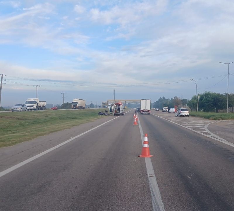 Colisão entre motocicletas deixa vítima em estado grave na BR-392, em Rio Grande