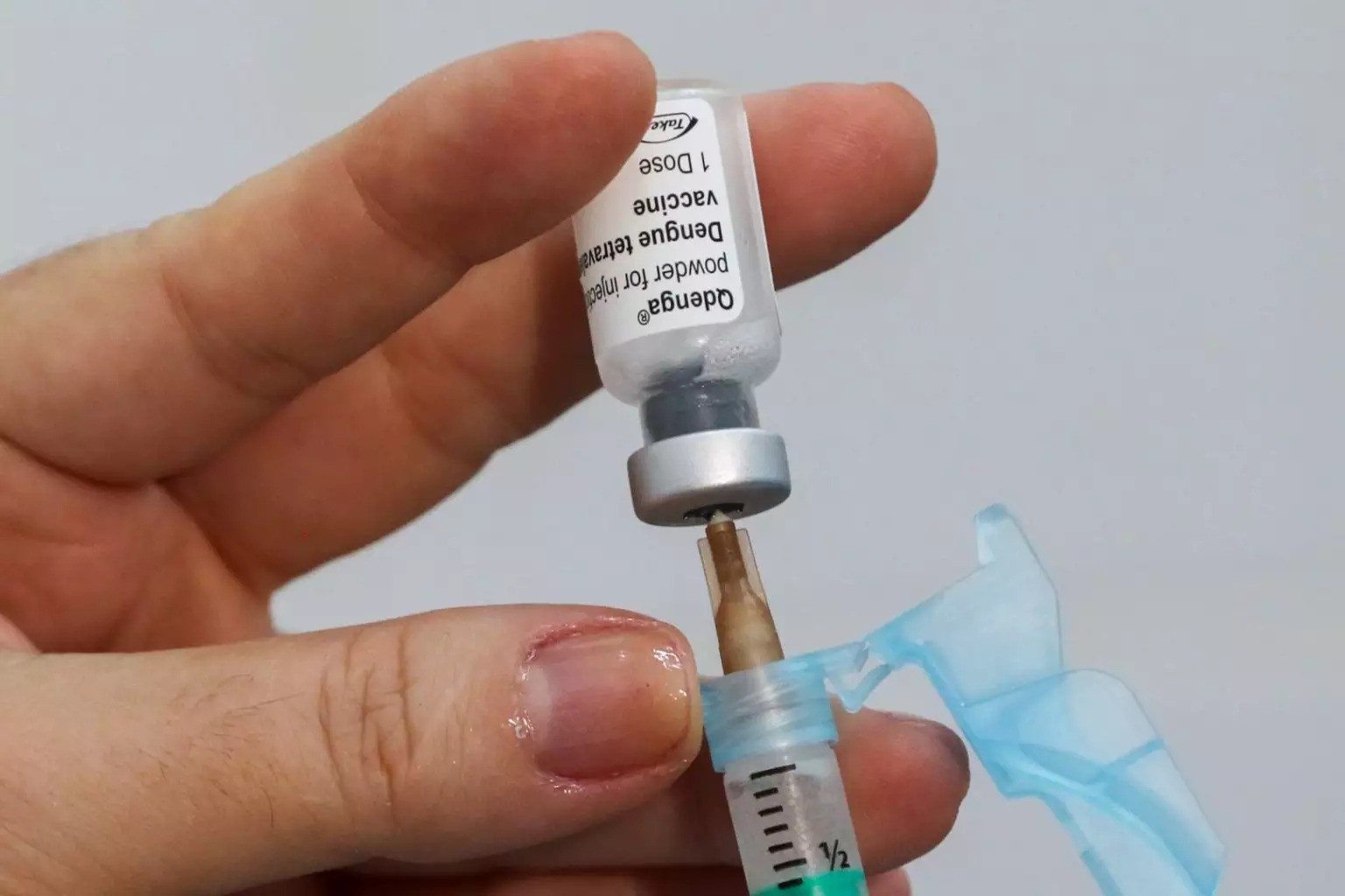 RS recebe mais de 58 mil doses da vacina contra a dengue