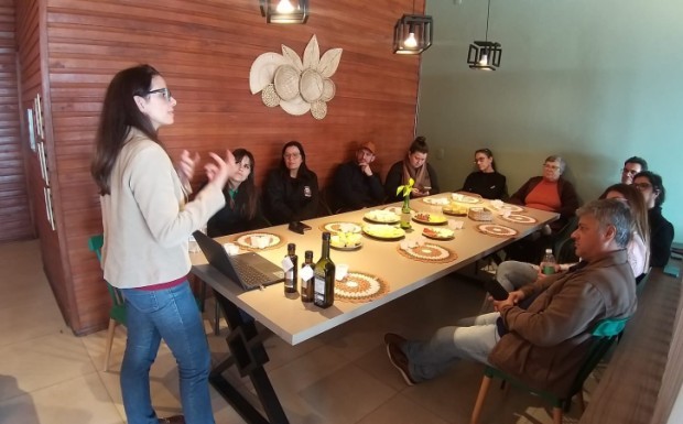 São José do Norte realiza 4º módulo do Programa de Turismo Rural com foco na comercialização de produtos típicos e artesanato