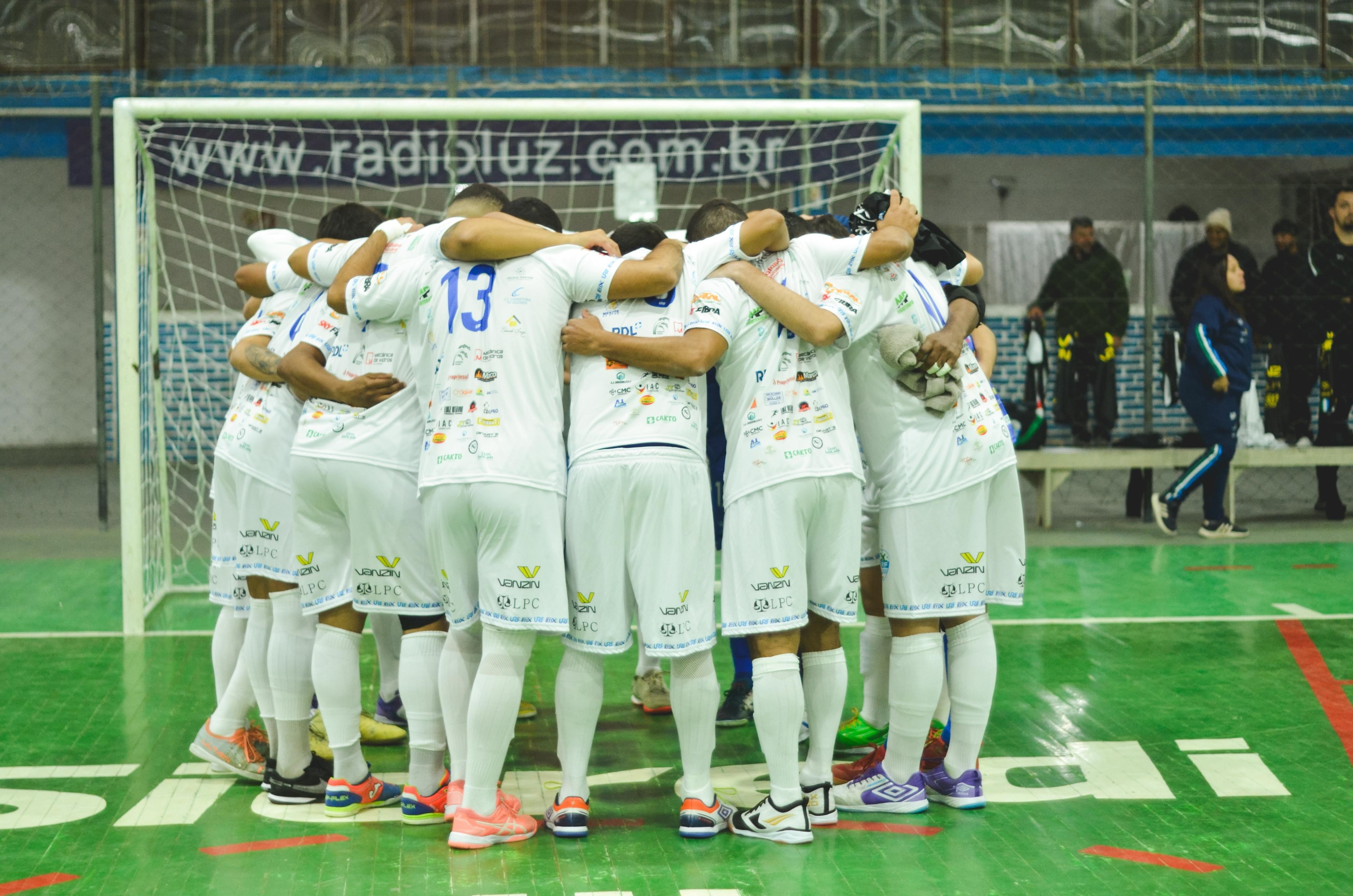 URF/Vanzin é superada fora de casa pelo AAG Futsal e sofre primeira goleada na Série Prata