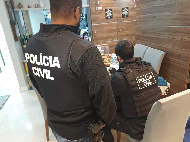 PC apreende diploma falso que servidor teria usado para atuação irregular