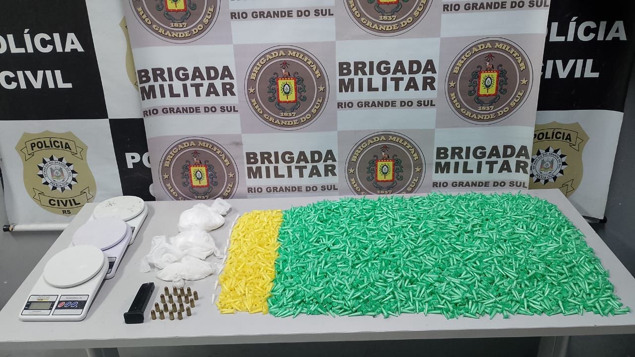 Brigada Militar prende homem com quase 6 mil porções fracionadas de cocaína em Rio Grande