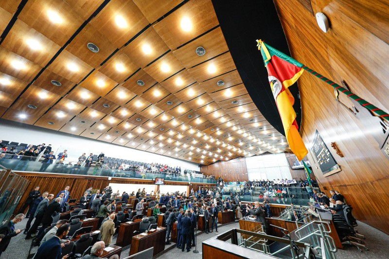 Assembleia gaúcha aprova reorganização de carreiras e aumento para Segurança Pública
