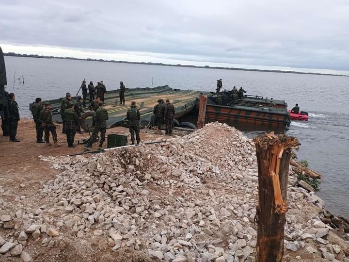 Balsa que faz a travessia para a Ilha dos Marinheiros não está operando por problemas mecânicos