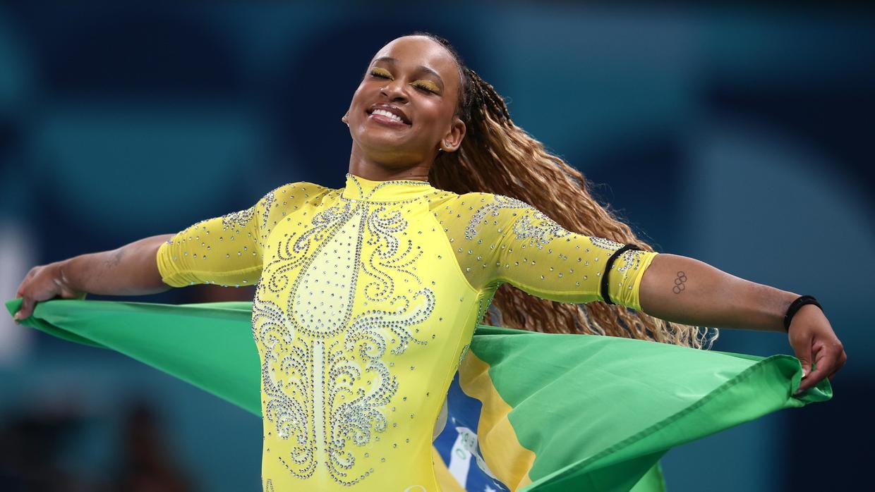 Rebeca Andrade conquista a medalha de ouro no solo