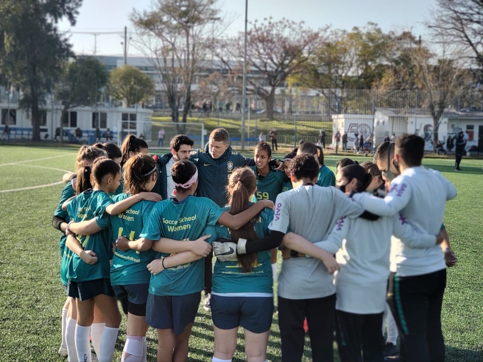 Projeto de futebol feminino oferece oportunidade para jovens de Rio Grande