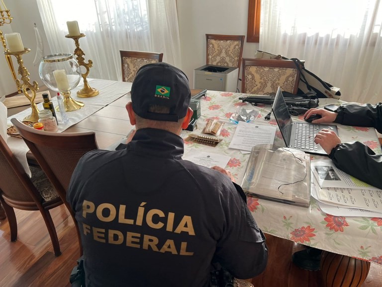 Polícia Federal investiga a prática de crimes eleitorais e desvio de recursos em Bagé