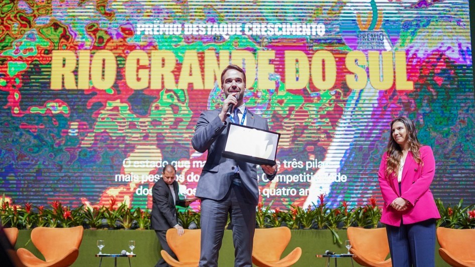 Rio Grande do Sul se destaca no Ranking de Competitividade dos Estados e recebe prêmio por crescimento 