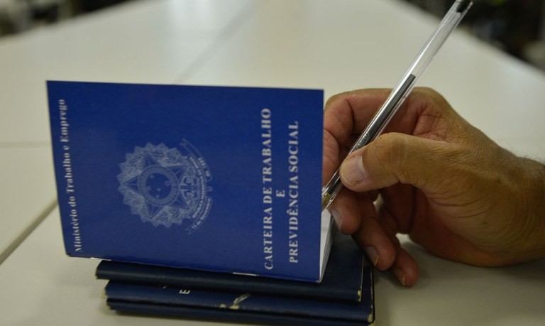 Rio Grande do Sul tem saldo positivo de empregos após período de enchente 