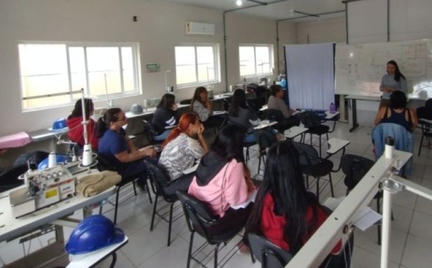 Programa Capacita Mulher abre vagas para cursos em SJN