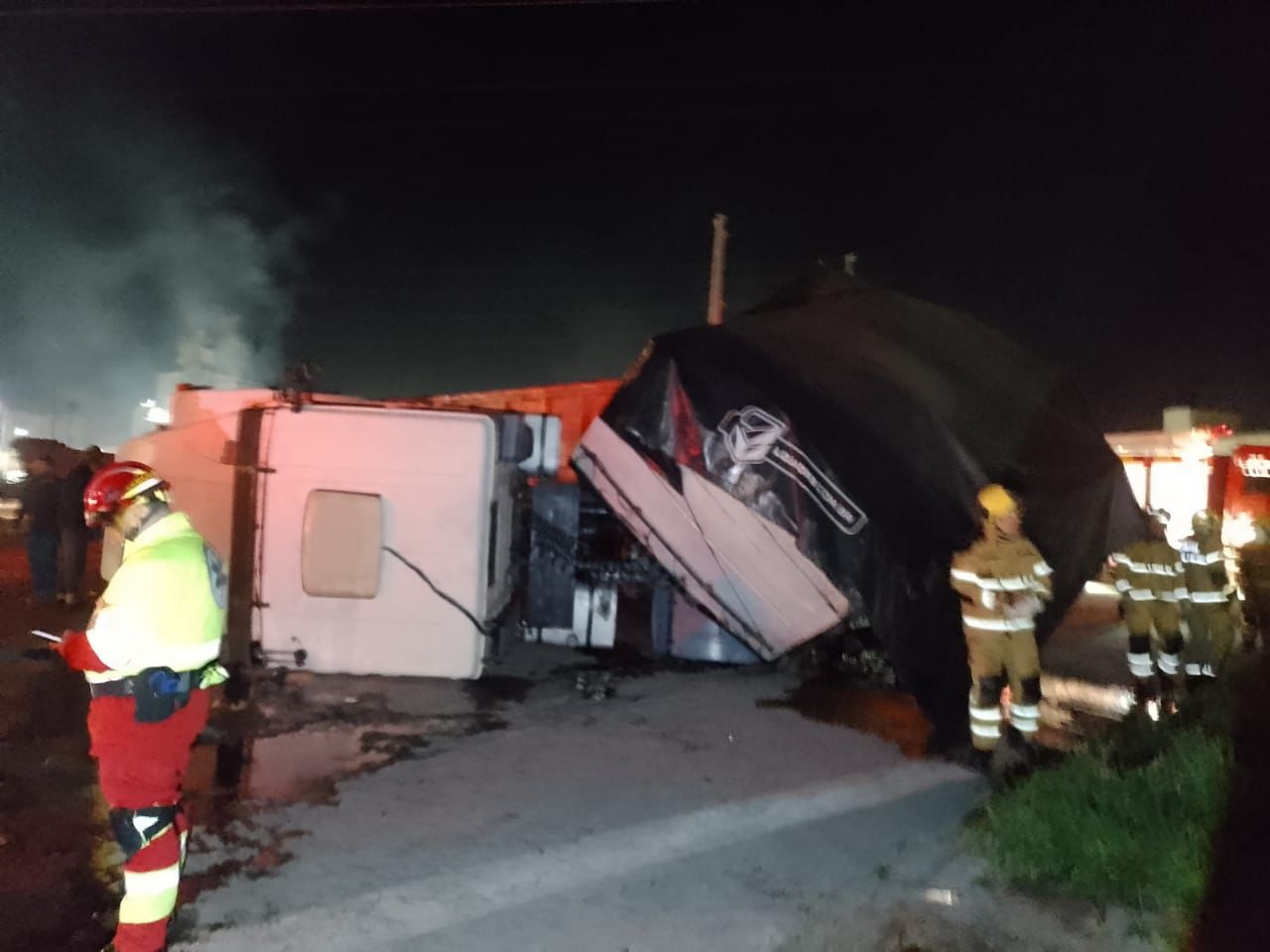 Três acidentes com caminhões foram registrados na BR-392, em Rio Grande, na quinta-feira (5)