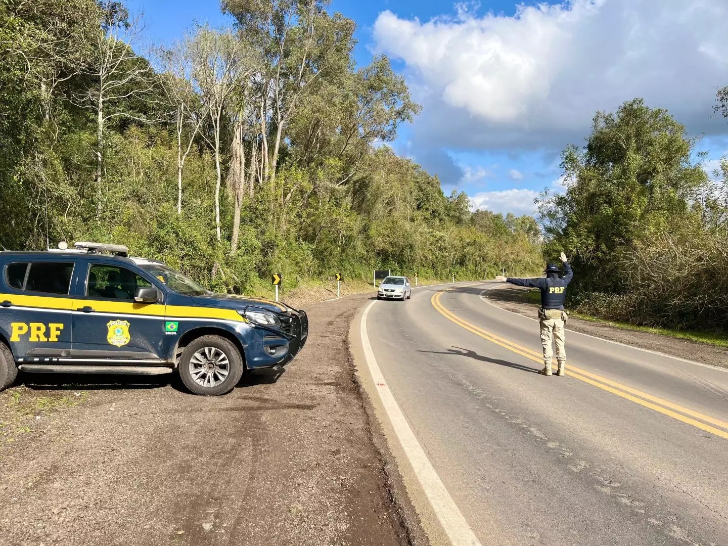 Operação 20 de Setembro reforça a fiscalização nas rodovias federais gaúchas