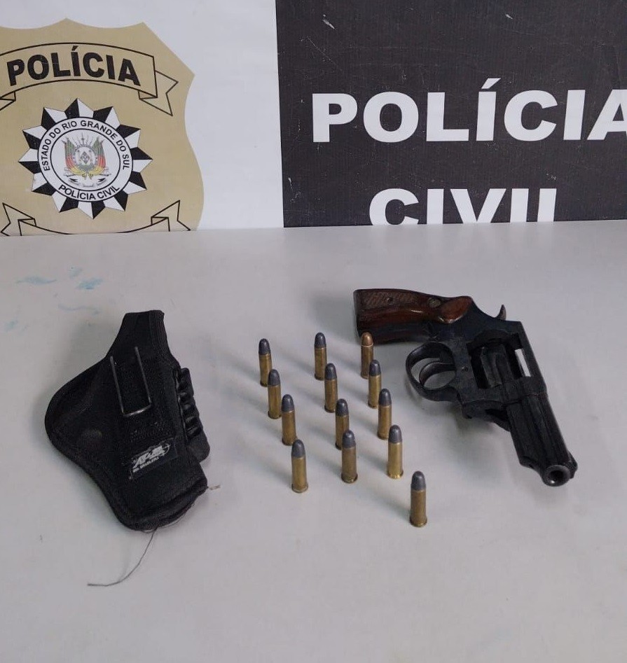 Polícia Civil realiza prisão por posse irregular de arma de fogo em Rio Grande