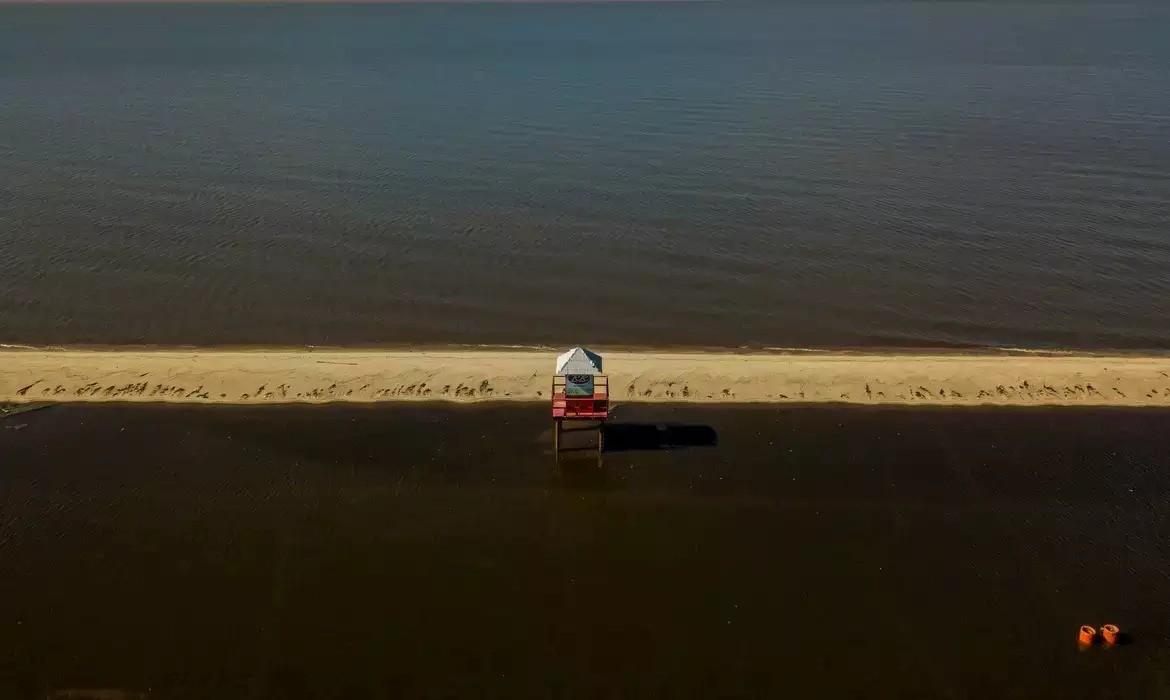 Novo canal na Lagoa dos Patos seria caro e pouco eficiente contra enchentes, aponta estudo