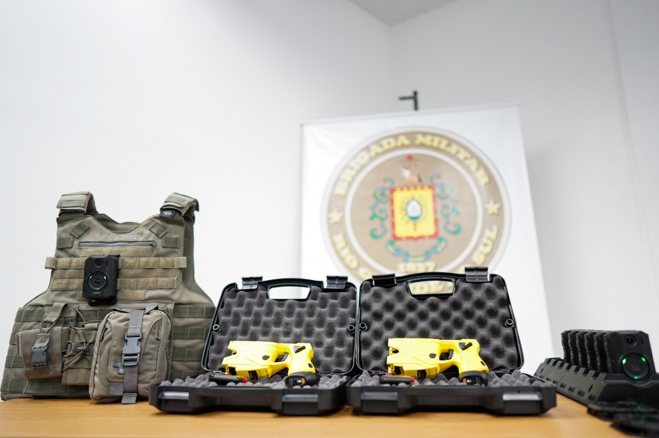 Brigada Militar começa a usar câmeras corporais em Porto Alegre
