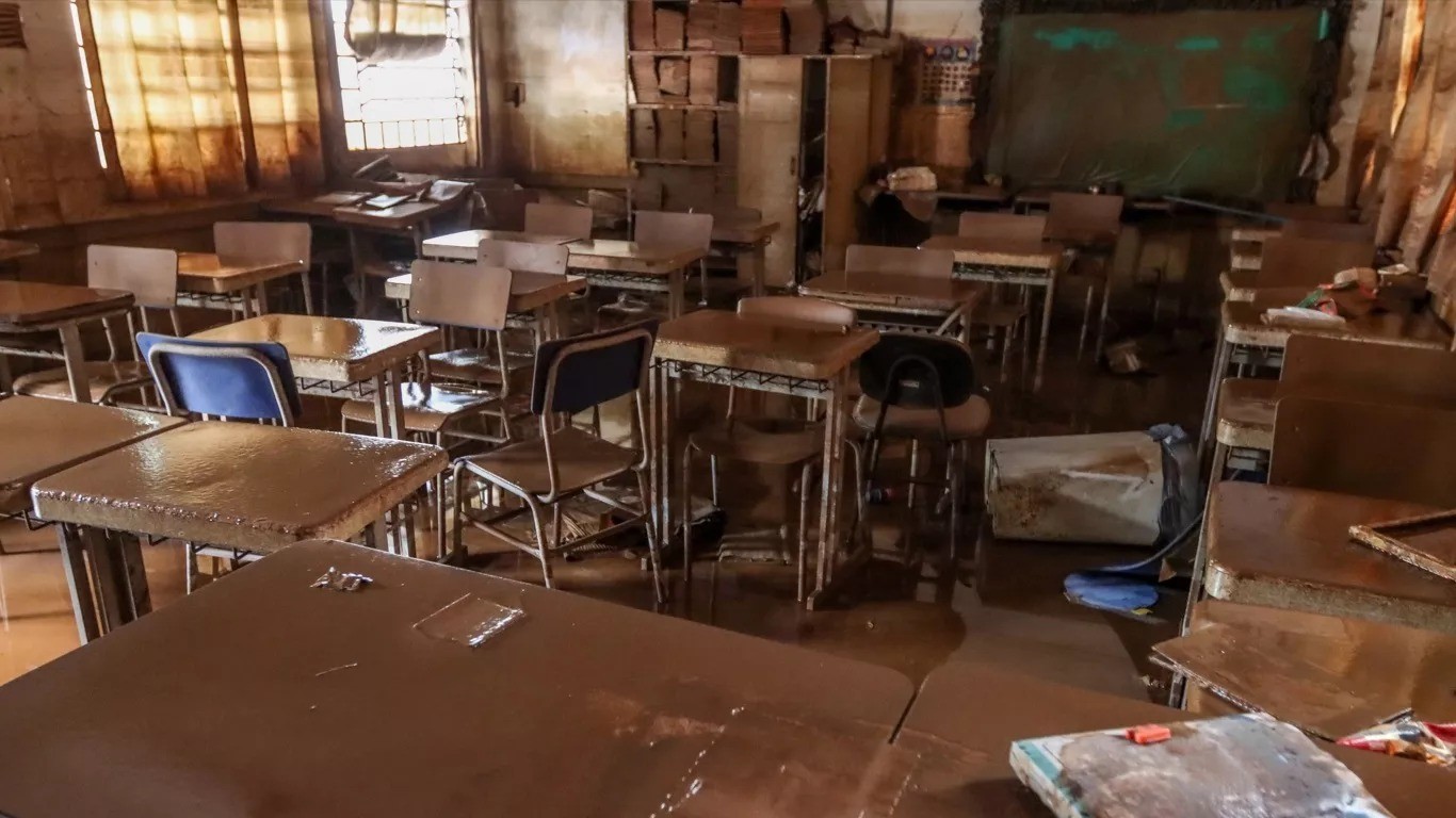 Governo do RS destina mais R$ 7,2 milhões para escolas atingidas pelas enchentes