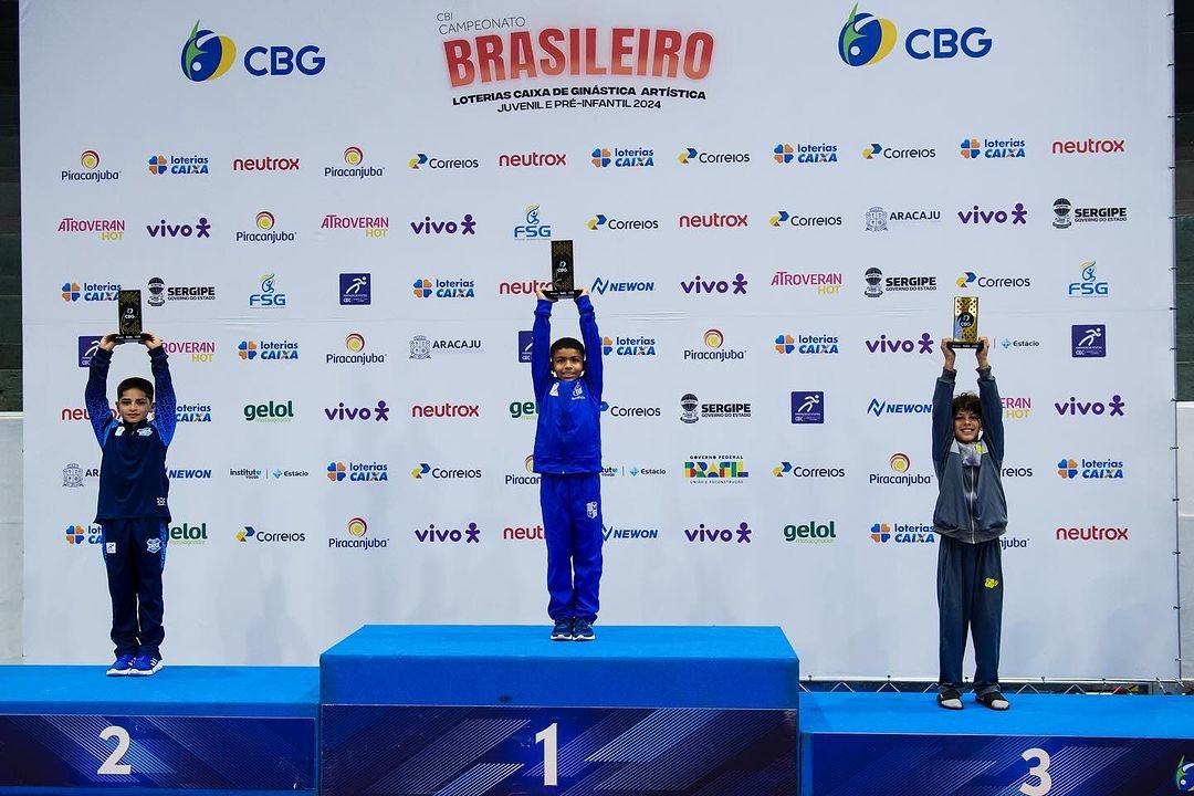 Ginasta rio-grandino de 10 anos é vice-campeão brasileiro