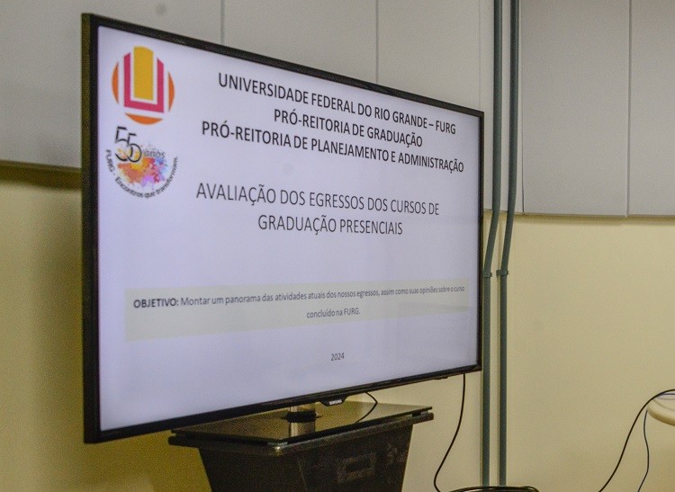 Pesquisa da Furg com egressos revela alto índice de inserção no mercado de trabalho