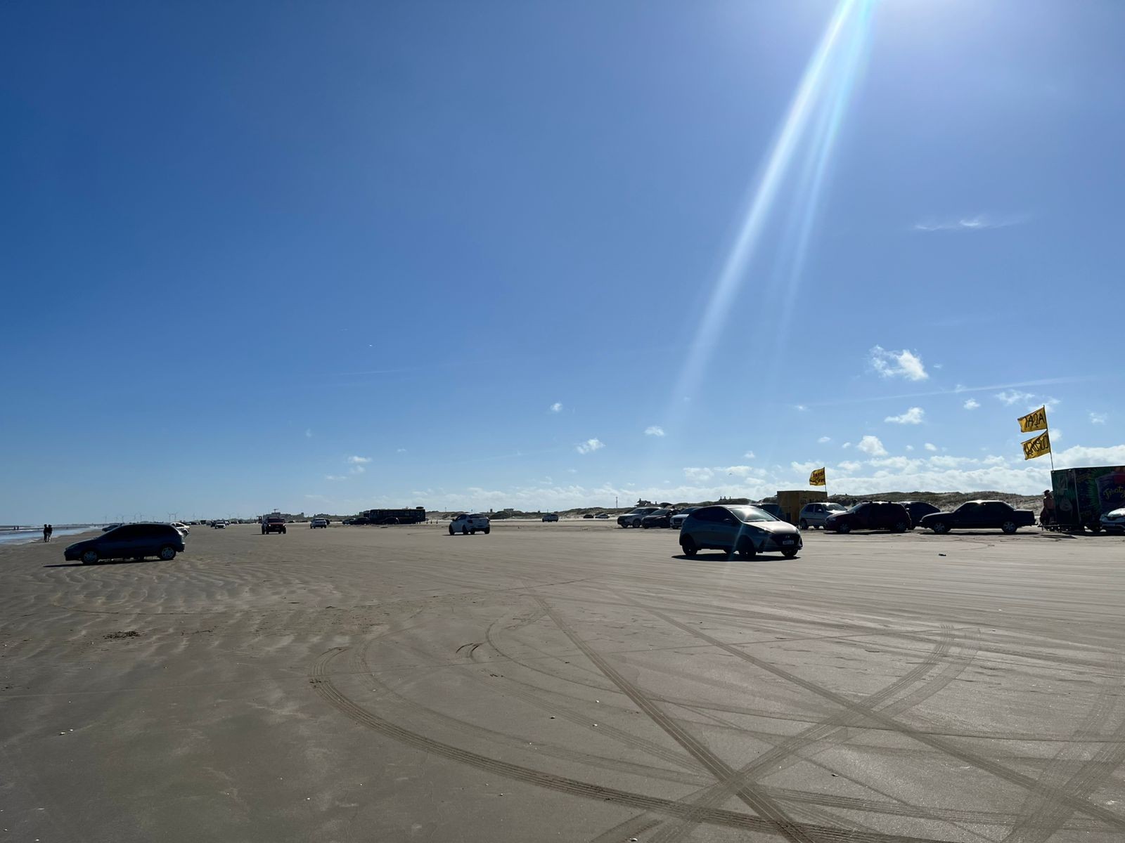 Tempo firme movimentou a Praia do Cassino neste final de semana