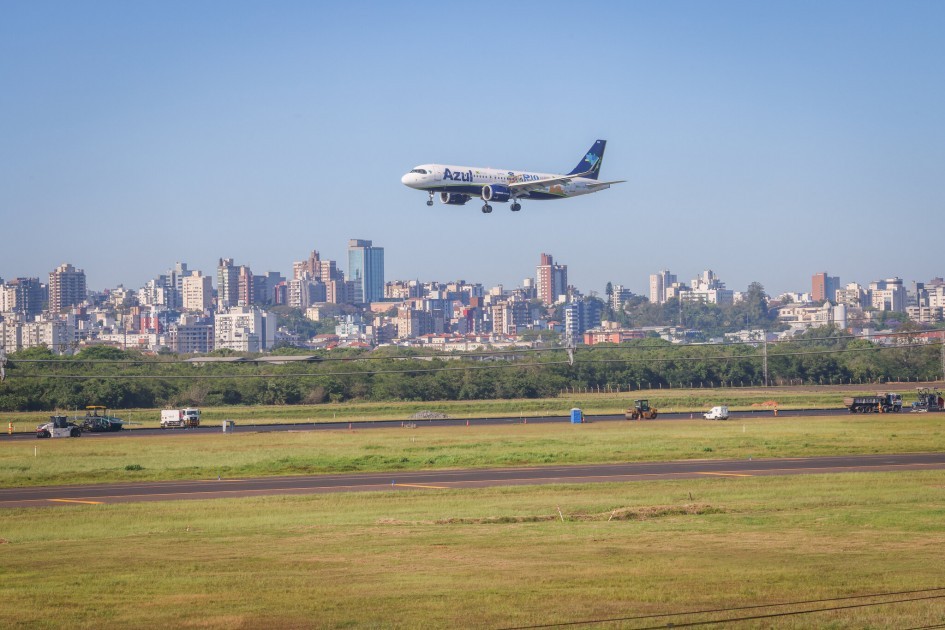 Voos comerciais são retomados no Aeroporto Salgado Filho nesta segunda-feira (21)