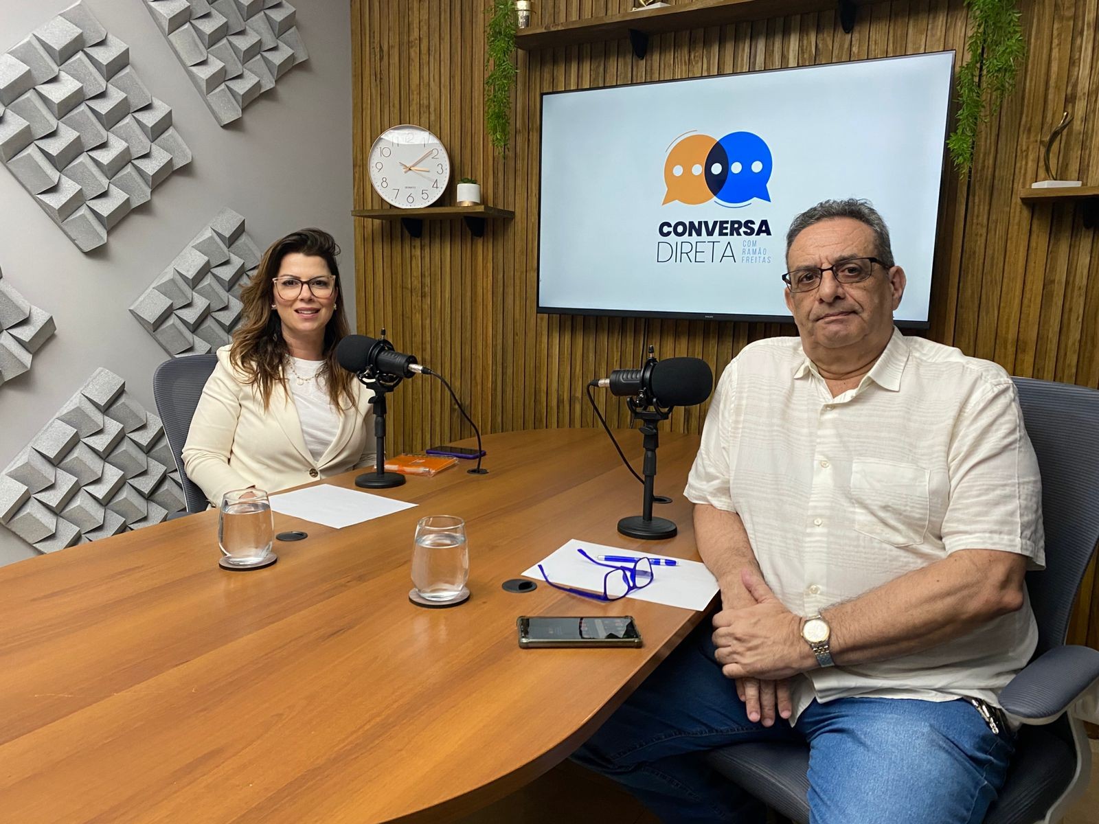 Podcast Conversa Direta recebe a Delegada Regional da Polícia Civil Lígia Furlanetto nesta segunda-feira (21)
